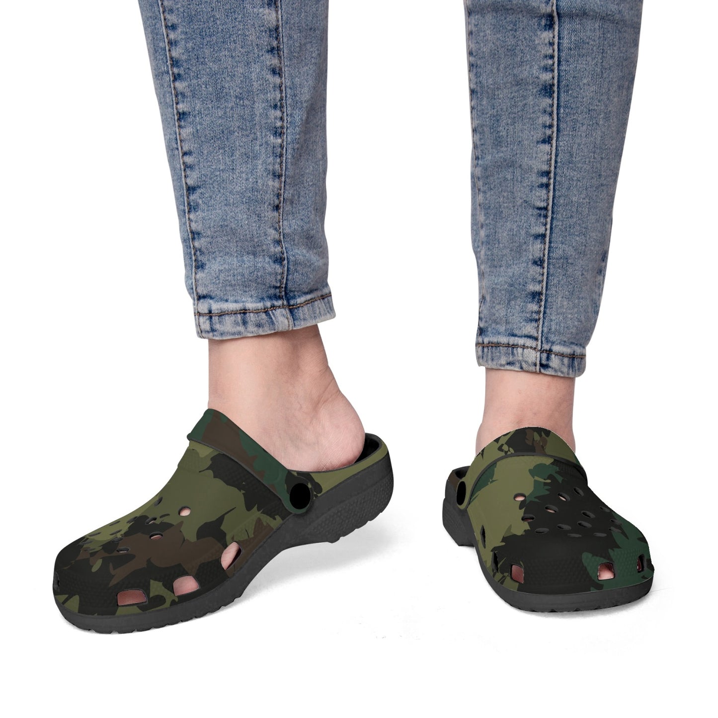 Kicxs Camo Clogs